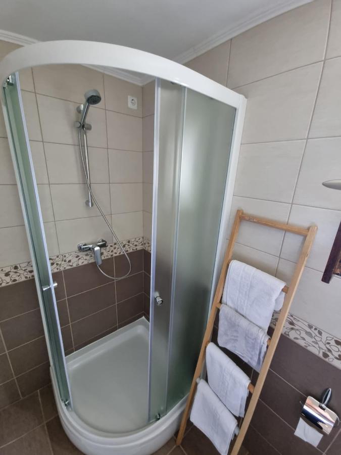 Apartament Luka *