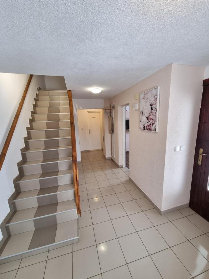 Luka Apartment