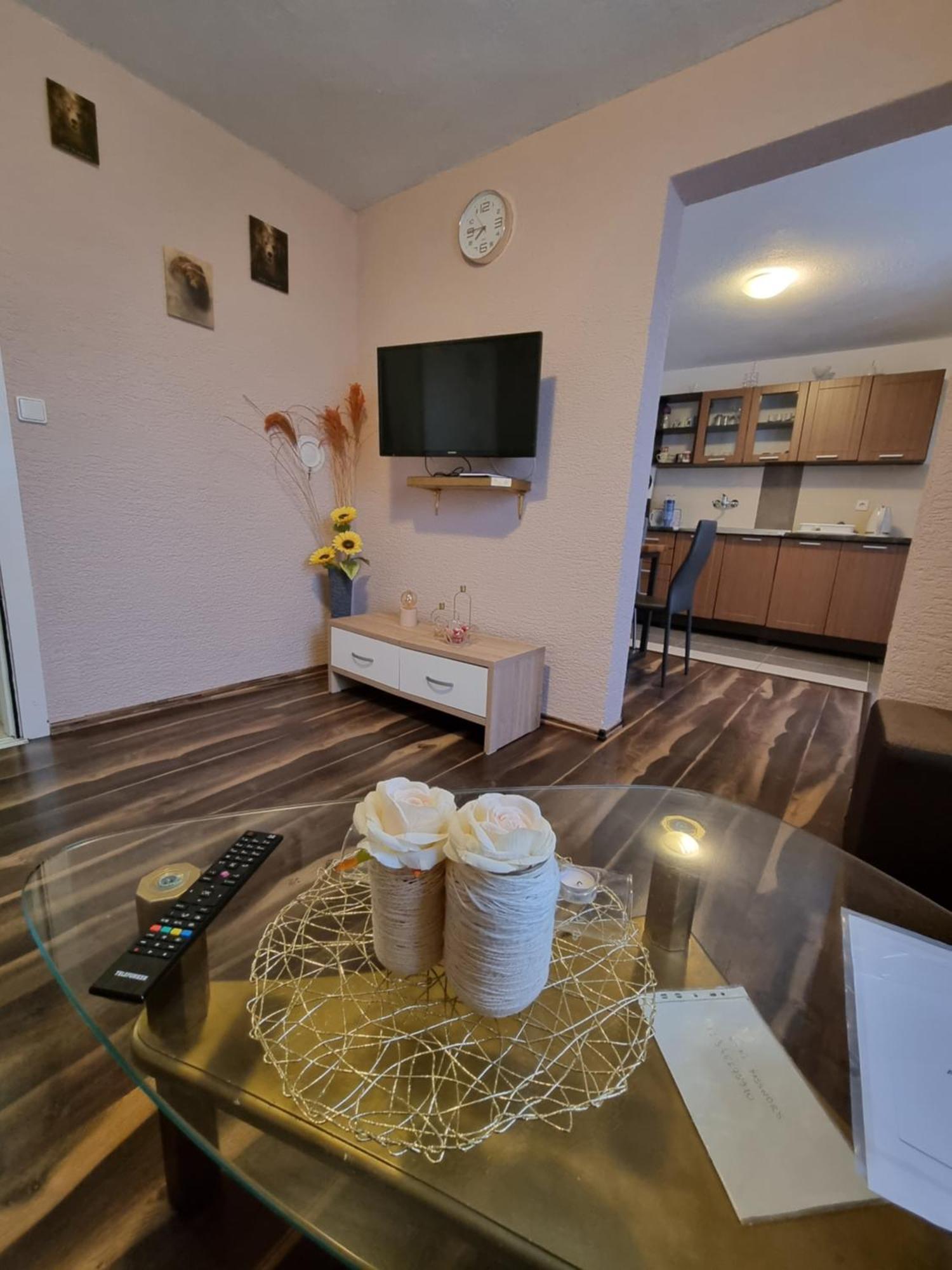 Luka Apartment